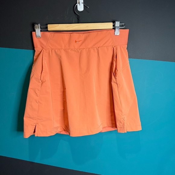 Nike Dri-FIT high rise skirt short size M - Picture 2 of 11